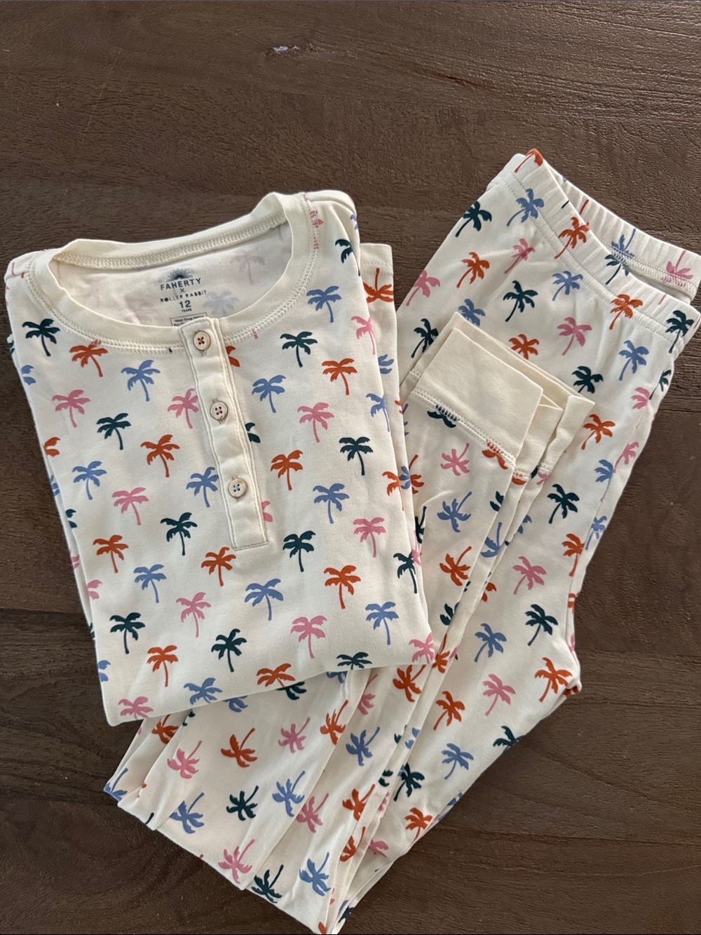Roller Rabbit Kids (Size 12) Cream Palm Tree Print Pajama Set